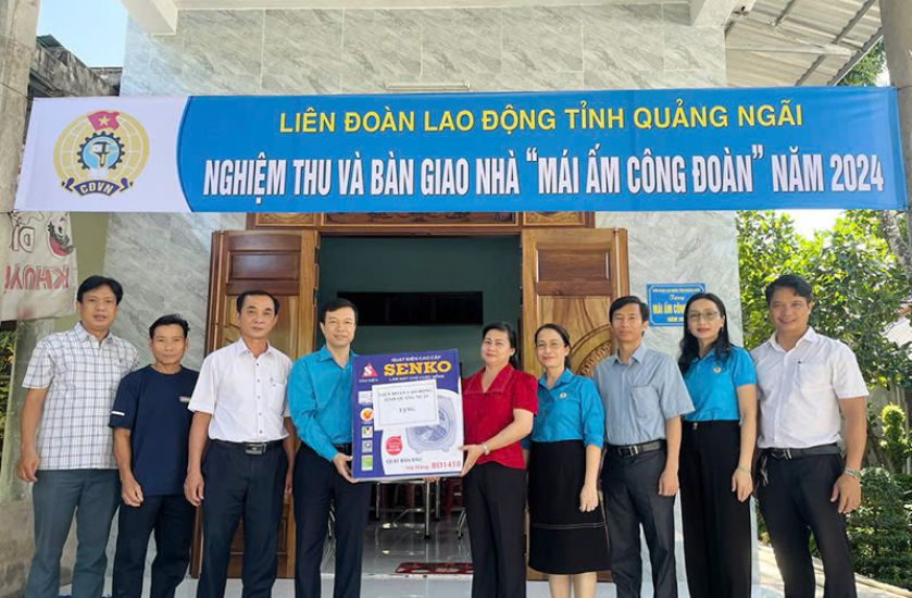 In 2024, the Quang Ngai Provincial Federation of Labor allocated 1.5 billion VND to support the construction of new houses for 30 union members. Photo: Ngoc Vien