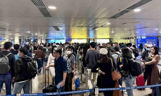 Sân bay Tân Sơn Nhất sẽ đông kỷ lục dịp Tết Nguyên đán. Ảnh: Khánh Linh