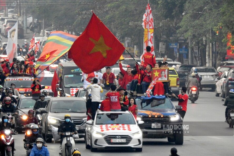 Đã có 7 vạn cổ động viên và du khách đến với Phú Thọ trong quá trình diễn ra ASEAN Cup 2024. Ảnh: Tô Công.