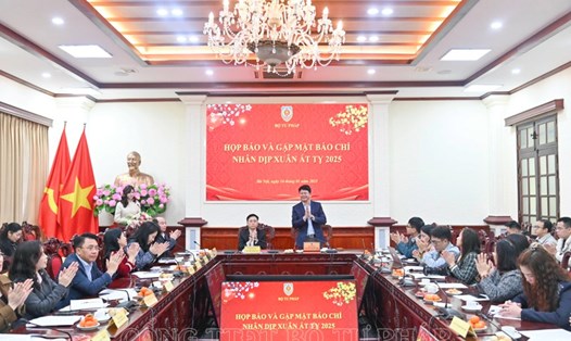 Đẩy mạnh thu hồi tài sản trong các vụ án tham nhũng, kinh tế là một nhiệm vụ trọng tâm được Bộ Tư pháp nêu ra tại họp báo. Ảnh: Bộ Tư pháp