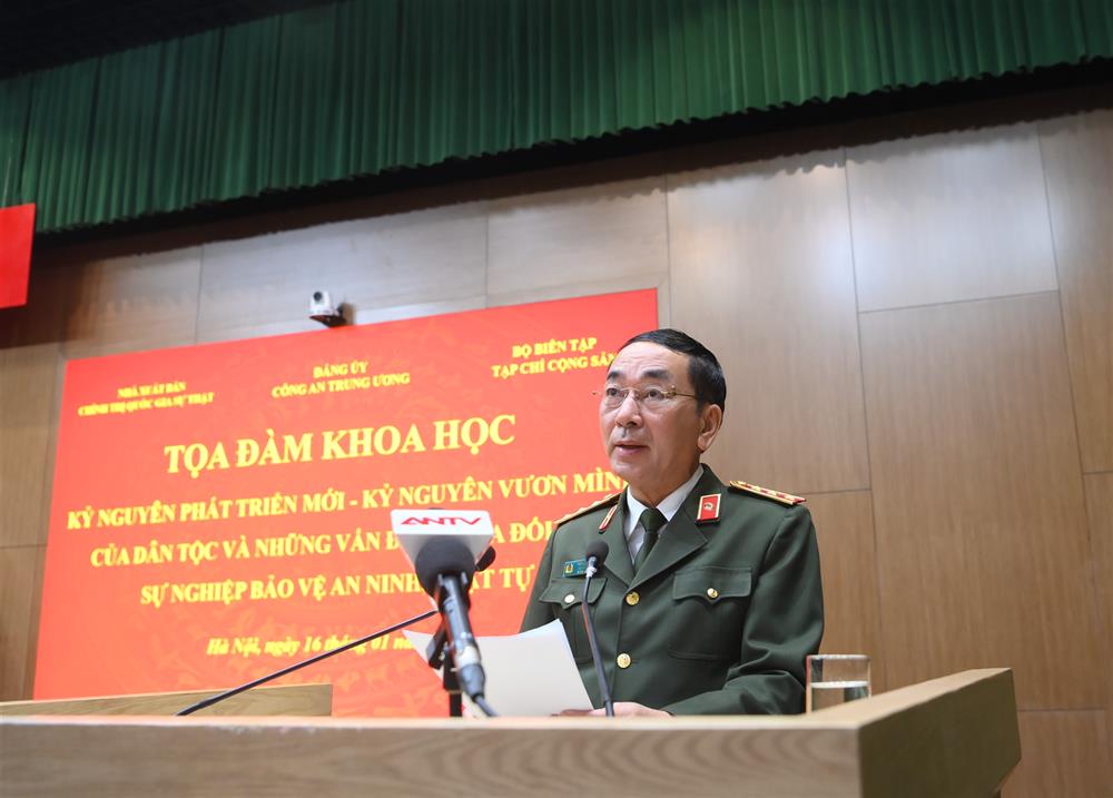 Deputy Minister of Public Security Tran Quoc To speaks at the seminar. Photo: Ministry of Public Security