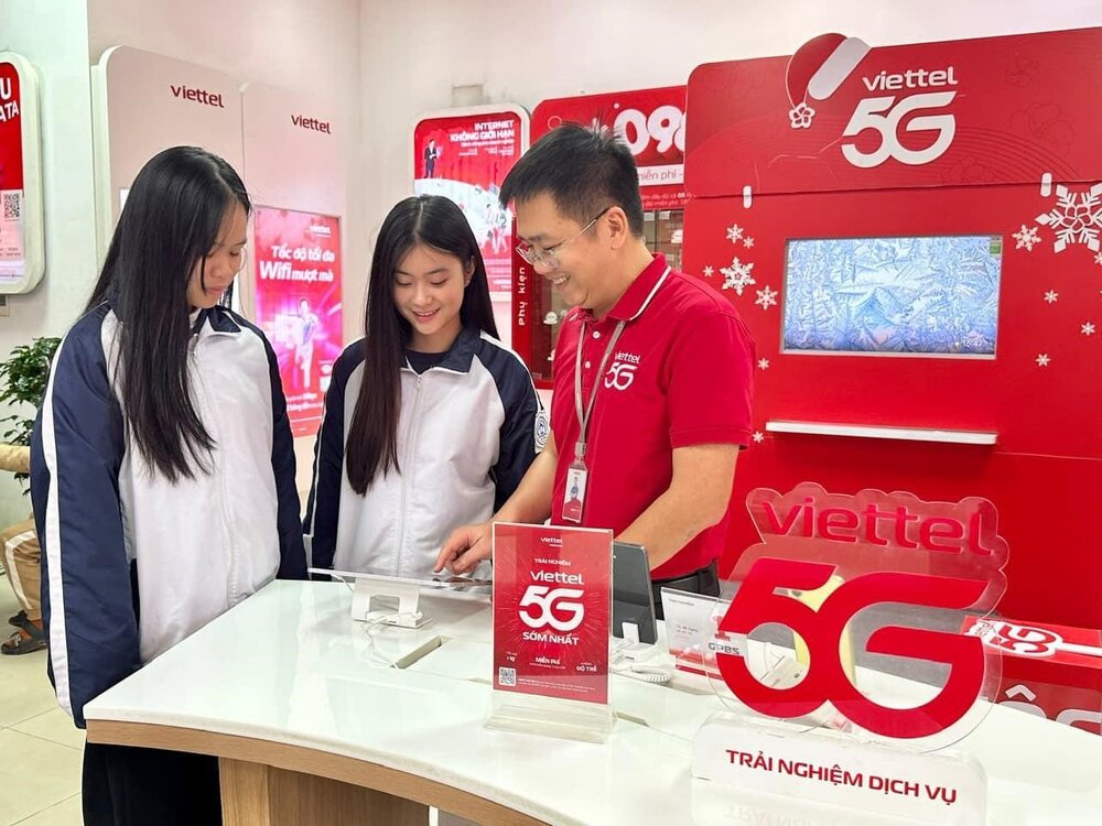 Viettel la nha mang dau tien cung cap 5G toi khach hang toan quoc tu ngay 15/10/2024. Ảnh: Viettel