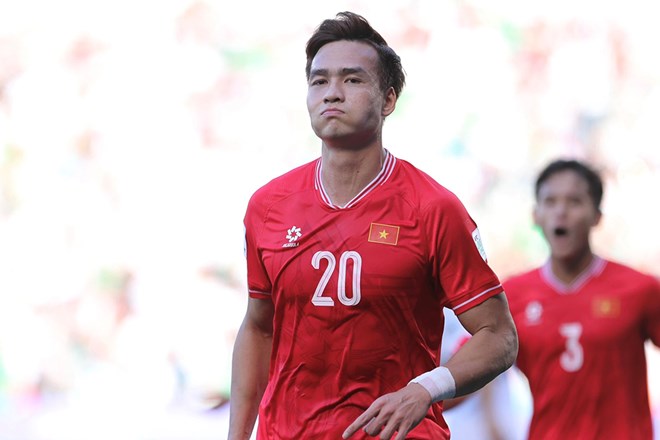 Bui Hoang Viet Anh was surprisingly selected in the ASEAN Cup's best squad. Photo: VFF