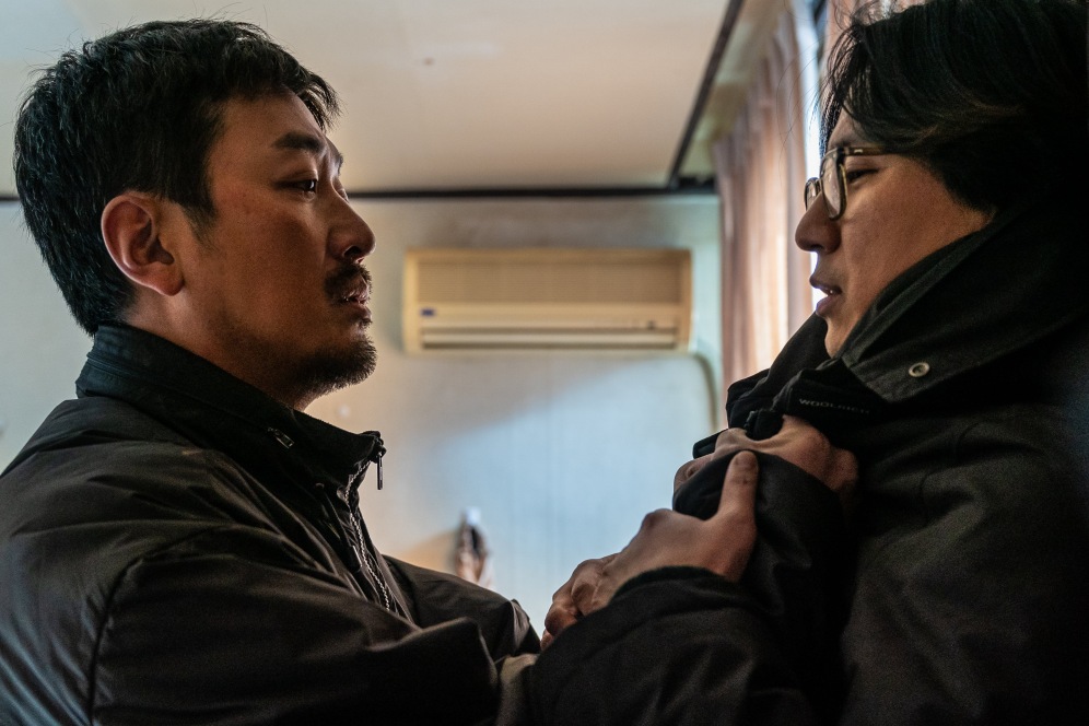 Ha Jung Woo, Kim Nam Gil in a scene. Photo: Producer
