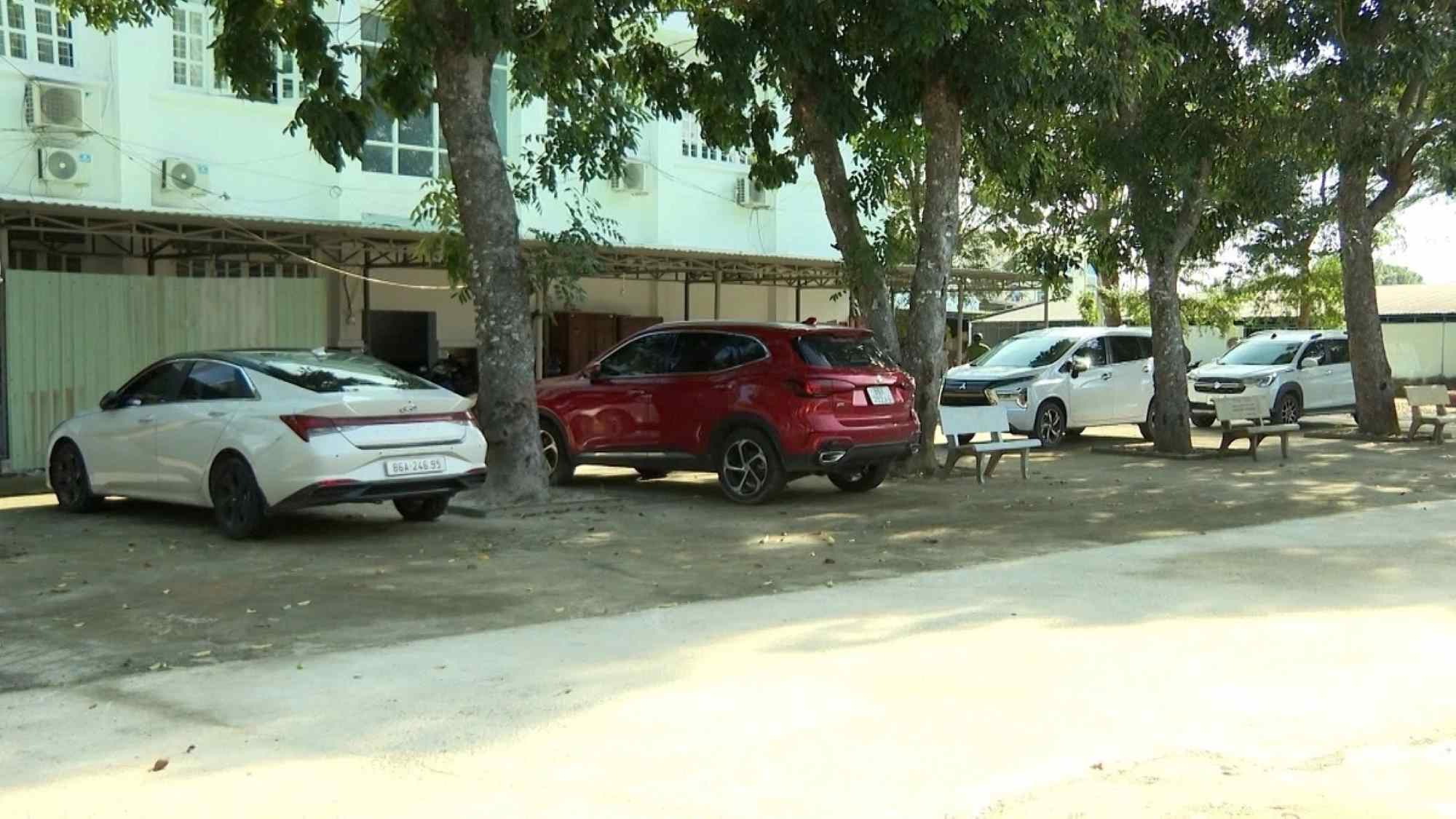 Some vehicles were recovered by Ham Thuan Nam District Police. Photo: Binh Thuan Provincial Police