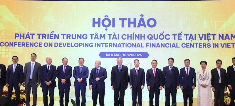 Workshop on Developing International Financial Center in Vietnam in Da Nang on the afternoon of January 16. Photo: Nguyen Linh