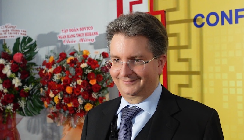 Dr. Andreas Baumgartner EMBS at the Workshop on Developing an International Financial Center in Vietnam. Photo: Nguyen Linh