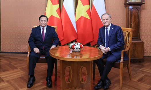 Thủ tướng Chính phủ Phạm Minh Chính gặp hẹp và hội đàm với Thủ tướng Ba Lan Donald Tusk. Ảnh: VGP