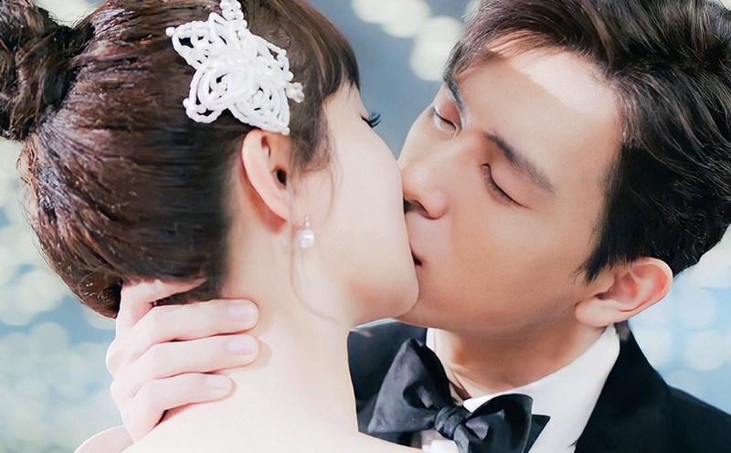 Li Xian and Yang Zi once filmed a kissing scene. Photo: Producer.