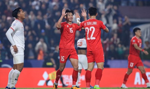 Tuyển Việt Nam đá trận mở màn vòng loại Asian Cup 2027 trên sân vận động Bình Dương. Ảnh: Minh Dân