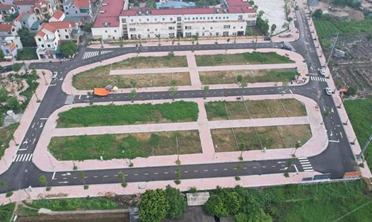 "Nhà đầu tư chuyên nghiệp chuyển hướng đầu tư đất nền tỉnh"