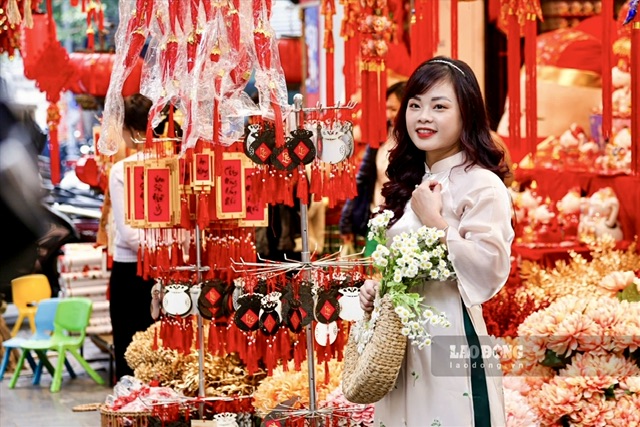 Hang Ma is brilliant on the eve of Tet. Photo: To The