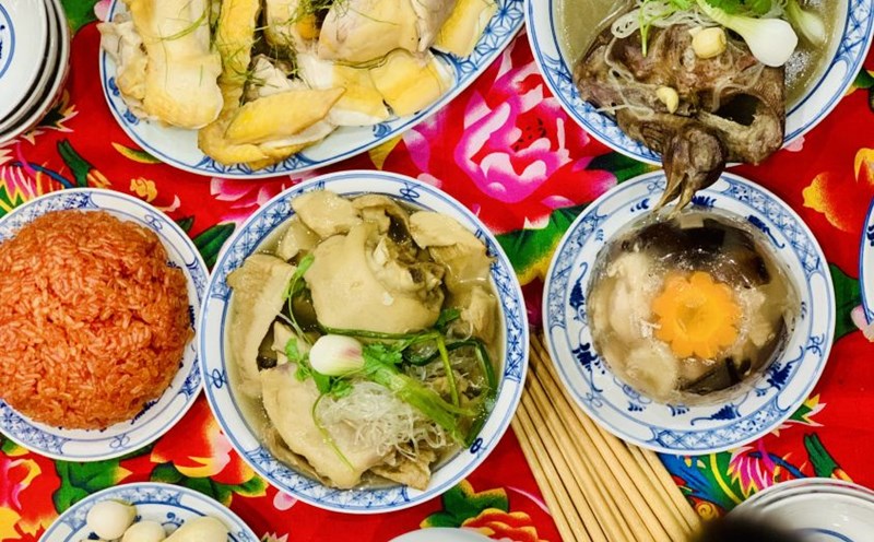 Bamboo shoot soup on the Tet tray. Photo: An Le