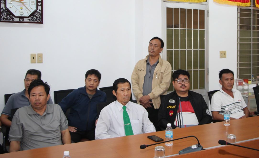 Employees who are owed wages and social insurance by Mai Linh Nha Trang Company when they quit their jobs will lose their unemployment benefits according to regulations. Photo: Phuong Linh