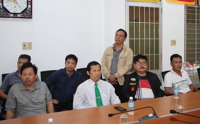 Employees who are owed wages and social insurance by Mai Linh Nha Trang Company when they quit their jobs will lose their unemployment benefits according to regulations. Photo: Phuong Linh