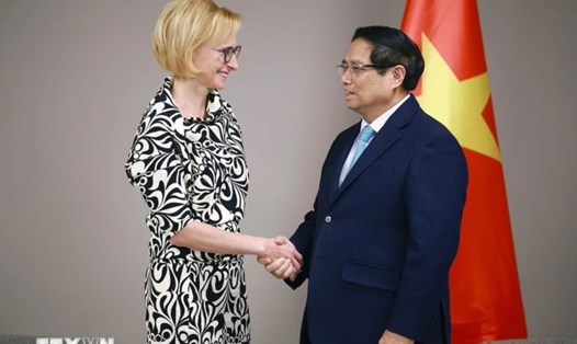 Thủ tướng Chính phủ Phạm Minh Chính tiếp bà Katerina Konecna, Chủ tịch Đảng Cộng sản Czech-Morava. Ảnh: TTXVN