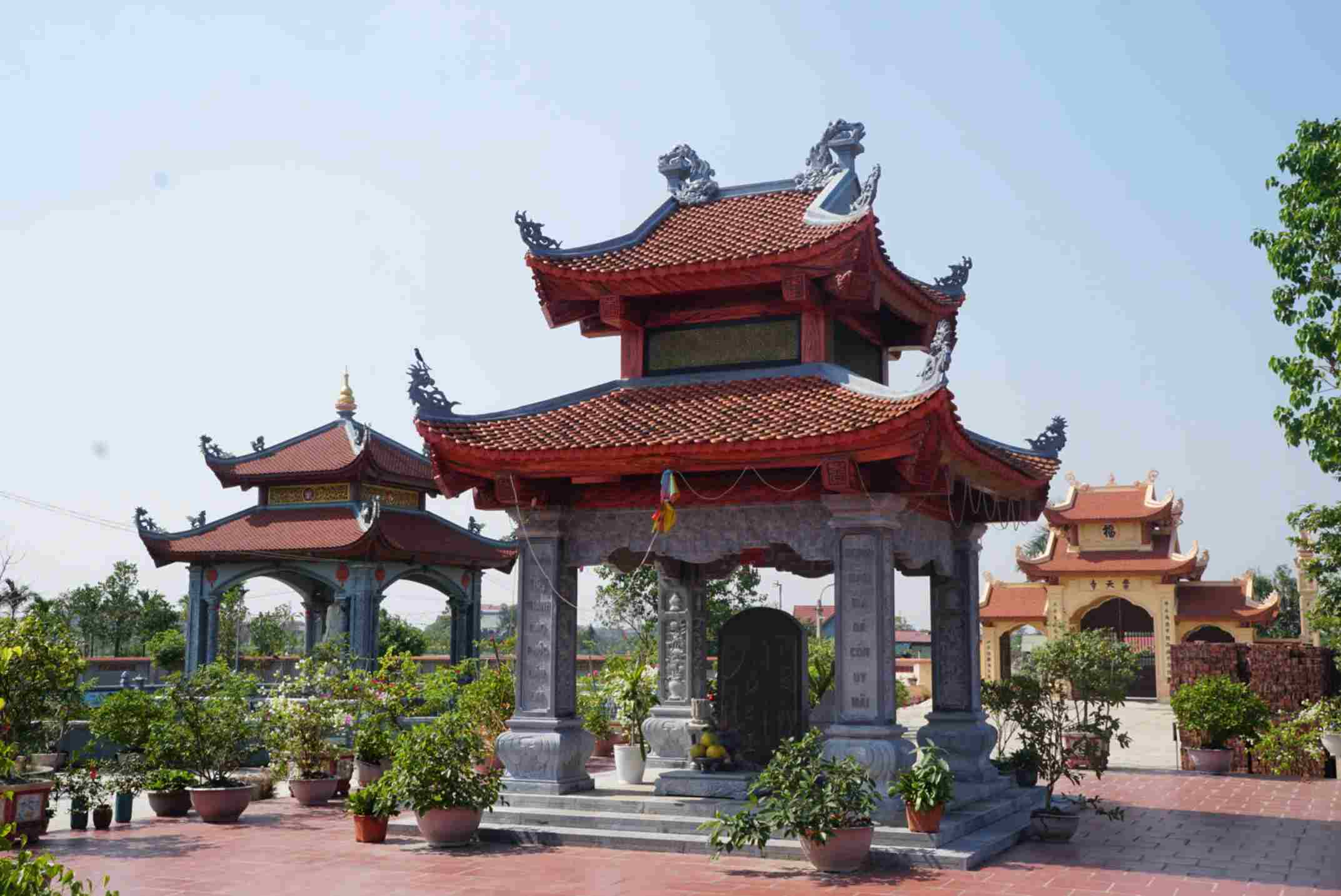 Hai Duong strengthens management of beliefs and religions for Tet 2025. Photo: Cong Hoa