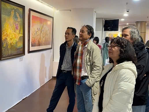 Da Nang Fine Arts Museum opens the exhibition “Spring Love”. Photo: Kim Khanh