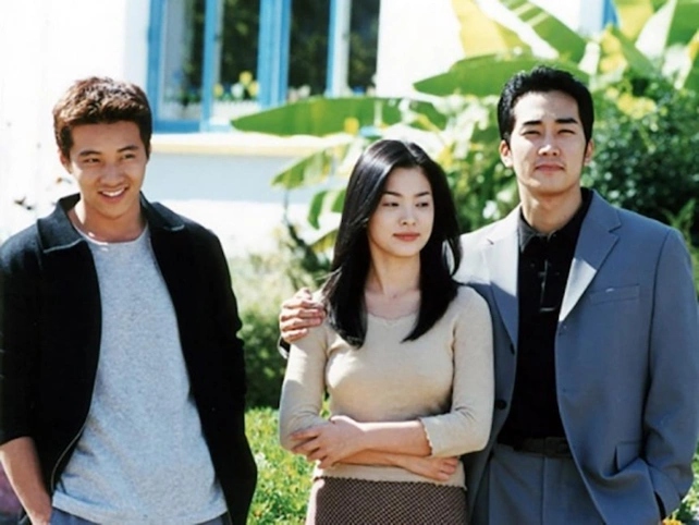 Won Bin, Song Hye Kyo, Song Seung Hun trong “Trai tim mua thu“. Anh: Naver