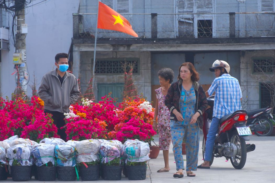 Tai Cho hoa Xuan o Cho noi Cai Rang chi co khoang 5 lo duoc bay ban. Anh: Ta Quang