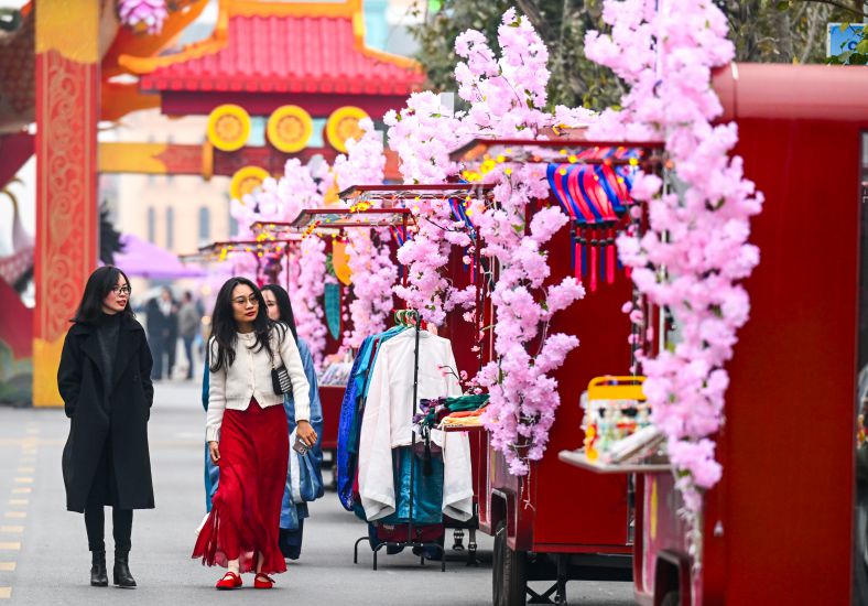 The trend of traveling during Tet is becoming more and more popular. Photo: Giang Huy