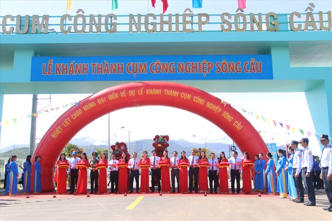 Song Cau Industrial Park is invested by Khanh Hoa Salanganes Nest Company. Photo: Phuong Linh