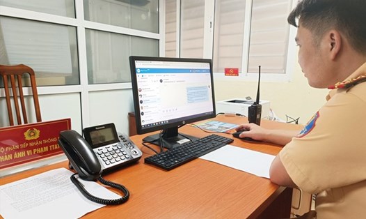 Phòng Cảnh sát giao thông (Công an TP Hà Nội) tiếp nhận hình ảnh, video vi phạm giao thông mà người dân gửi đến. Ảnh: Công an TP Hà Nội