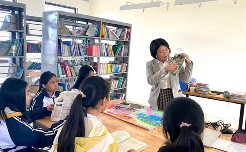 Library staff at all levels want to see improved salary and additional allowances. Photo: Bich Ha