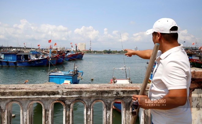 Initially, VNPT discovered that about 1,800 fishing boats had lost data. Photo: Cong Sang