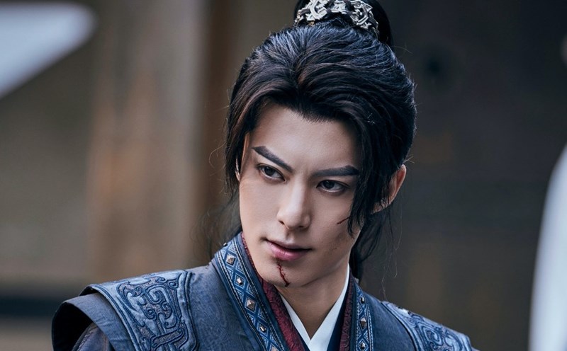 Vuong Hac De was criticized for his bad acting in the new movie. Photo: Producer