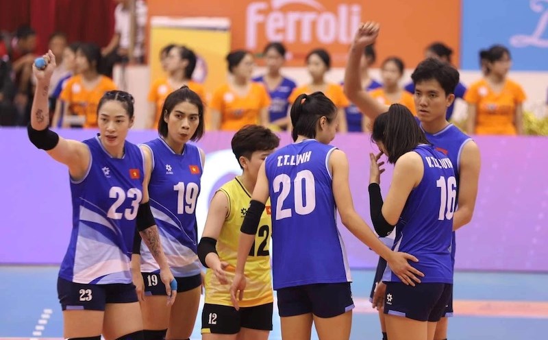 The Vietnamese women's volleyball team aims to win the gold medal at the 33rd SEA Games. They are one of the hopes of Vietnamese sports. Photo: VFV