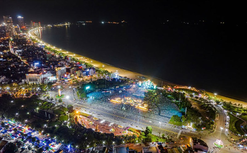 Binh Dinh's weakness is the lack of unique night-time tourism products. Photo: Dung Nhan