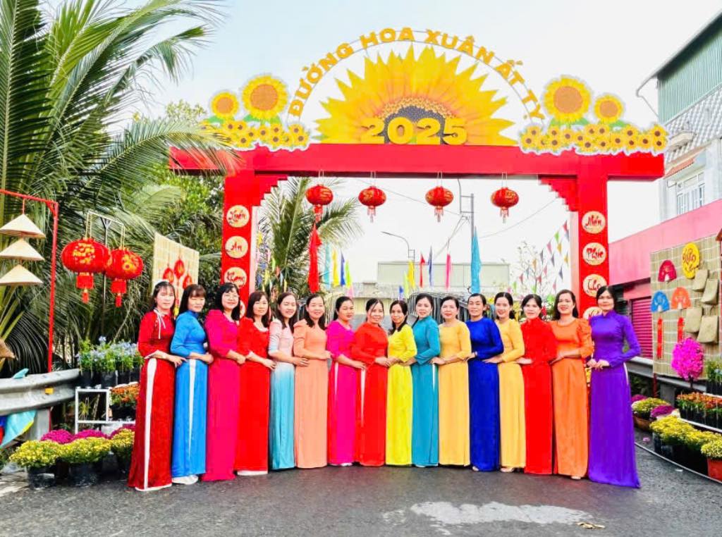 Spring flower route for Tet At Ty 2025. Photo: Department of Culture - Information of Tan Phuoc district