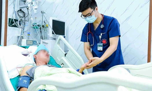 Trung tâm Đột quỵ (Bệnh viện Bạch Mai) gần đây tiếp nhận nhiều ca đột quỵ có tuổi đời còn rất trẻ. Ảnh: Thành Dương