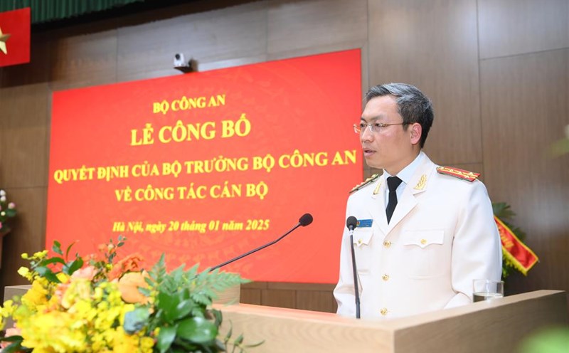 The new Chief of Office of the Ministry of Public Security spoke at the ceremony after receiving the transfer decision. Photo: Ministry of Public Security