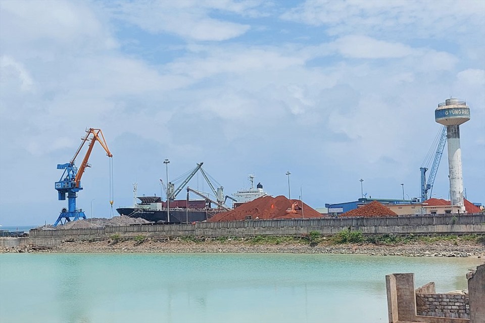 Vung Ang Port brings investment attraction advantages to Ky Anh Town. Photo: Tran Tuan.