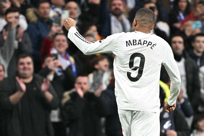 Kylian Mbappe begins to show his talent at Real Madrid