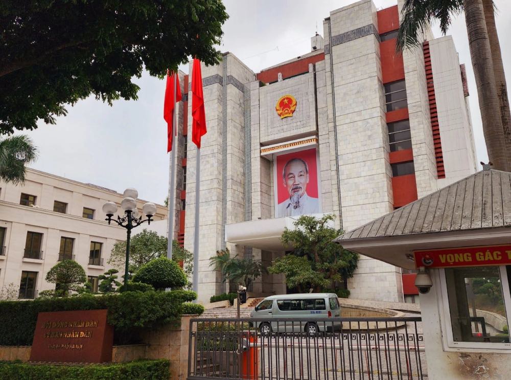 The Ministry of Home Affairs proposed that Hanoi and Ho Chi Minh City be allowed to increase the number of Deputy Department Directors by no more than 15. Illustration photo: Huong Nha