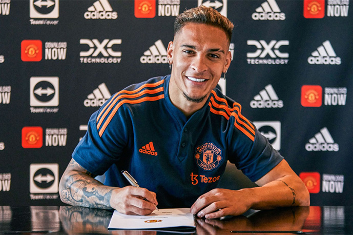 Antony la ban hop dong ky luc trong mua he 2022 cua Man United. Anh: Manchester United