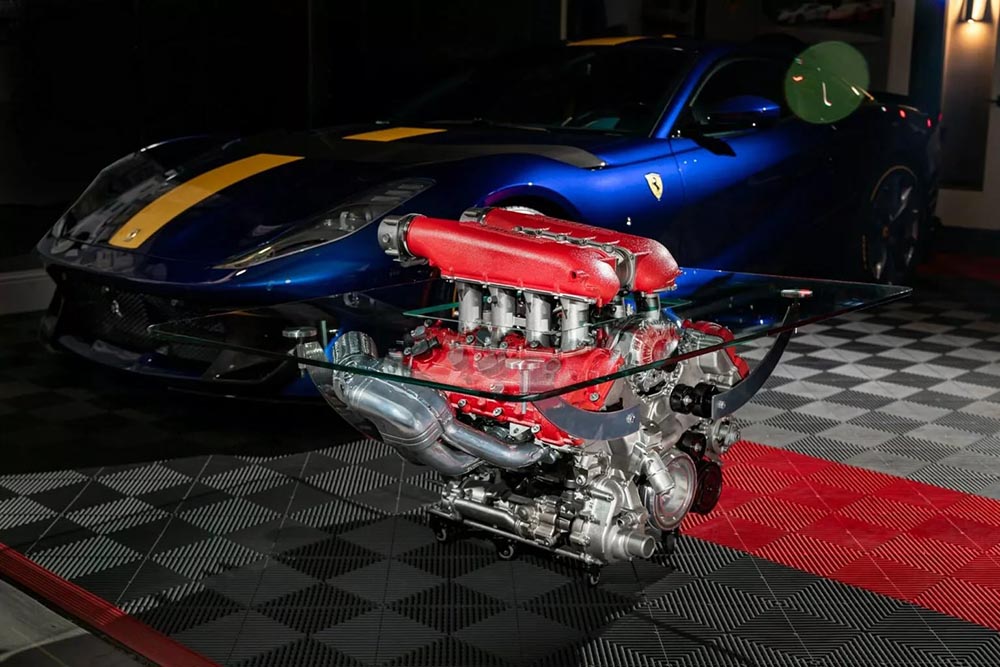 A coffee table made from a Ferrari V8 engine will be auctioned for VND1.2 billion. Photo: Ferrari