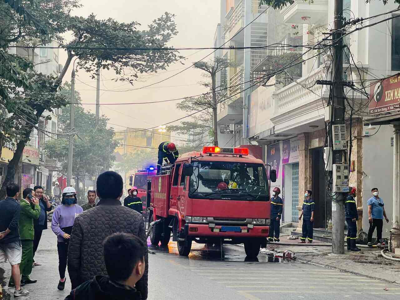 Hien truong vu chay nha tai TP Hai Duong. Anh: Mai Huong