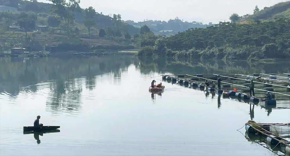 Khu vuc long ho nuoc sau, kho tim kiem. Anh: Lam Hong 