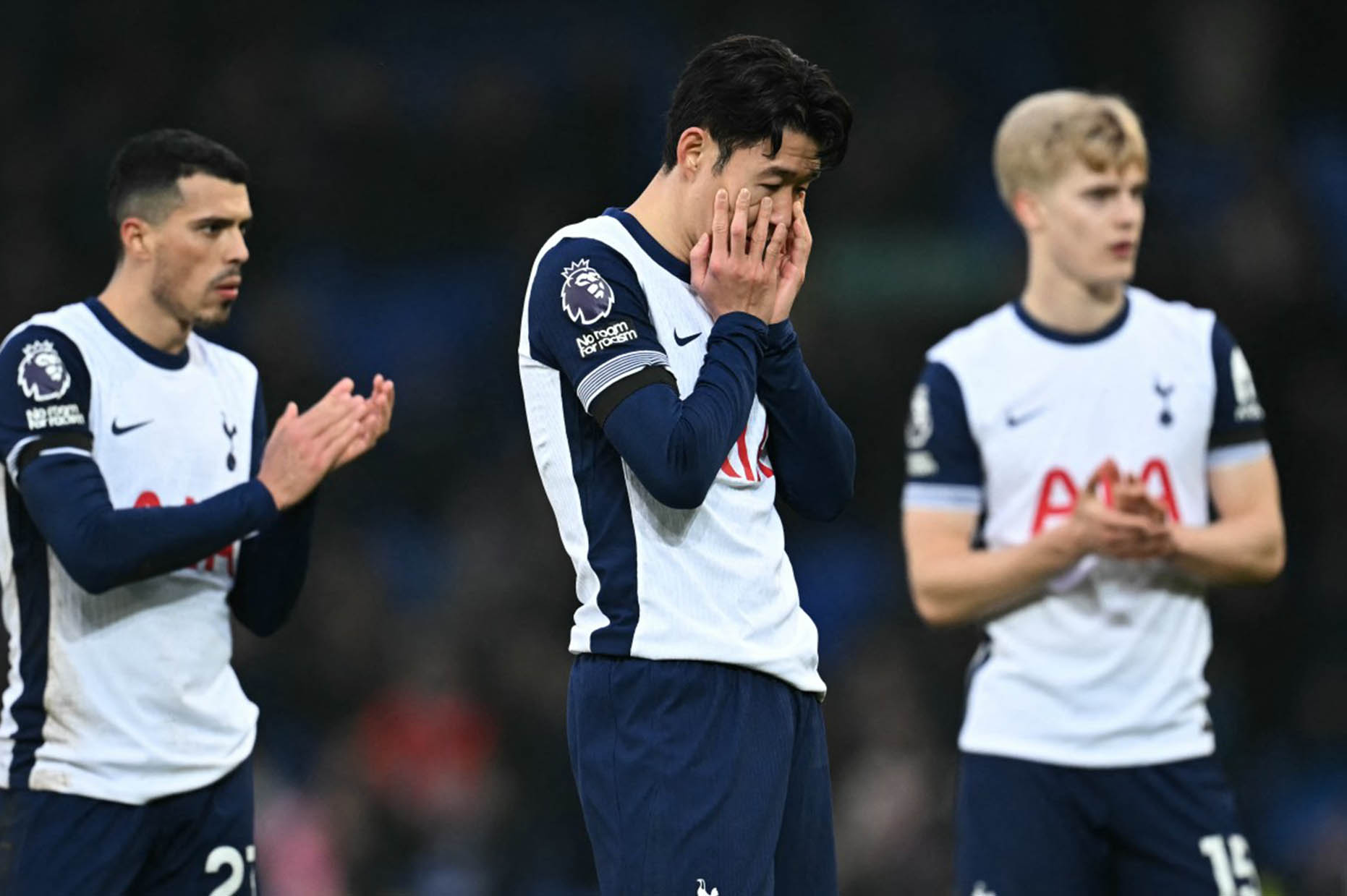 Tottenham te den noi thua mot doi dang bat on va roi tu do nhu Everton. Anh: AFP