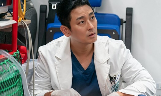 Joo Ji Hoon đóng vai "thiên tài y khoa". Ảnh: Nhà sản xuất
