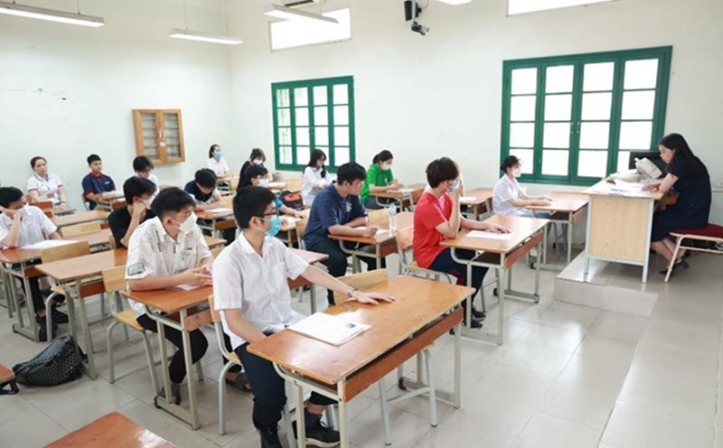 Many provinces and cities have announced the 2025 Tet holiday schedule. Photo: Minh Ha