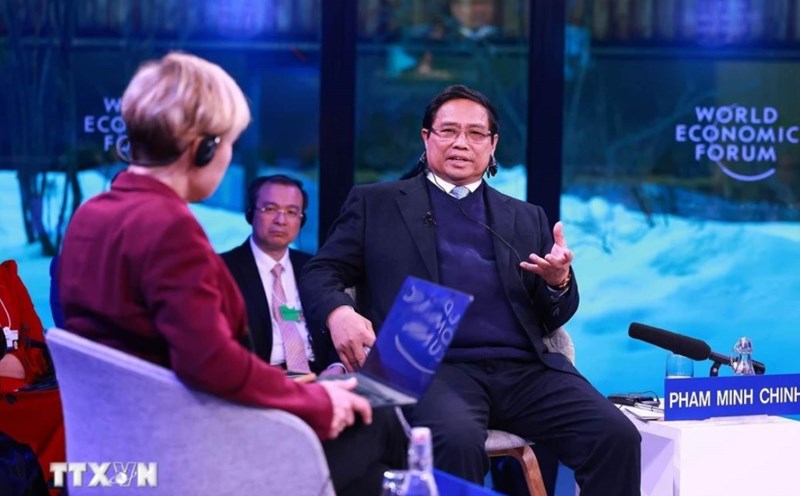Politburo member and Prime Minister Pham Minh Chinh talks with WEF about innovation. Photo: VNA