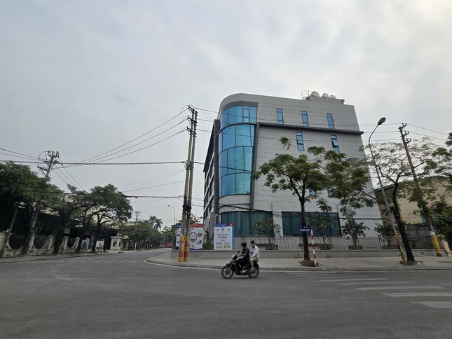 Hoang Vu Company Limited illegally raised floors in Tu Liem Industrial Park. Photo: Vu Hoang