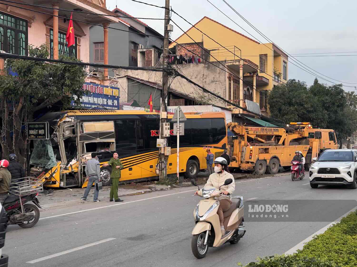 Vu viec xay ra tai duong Ly Thuong Kiet (TP Dong Hoi). Anh: Cong Sang