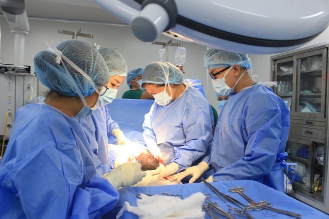 "Race" to have cesarean section in the year of the Dragon, avoid the year of the Snake. Photo: Huong Son