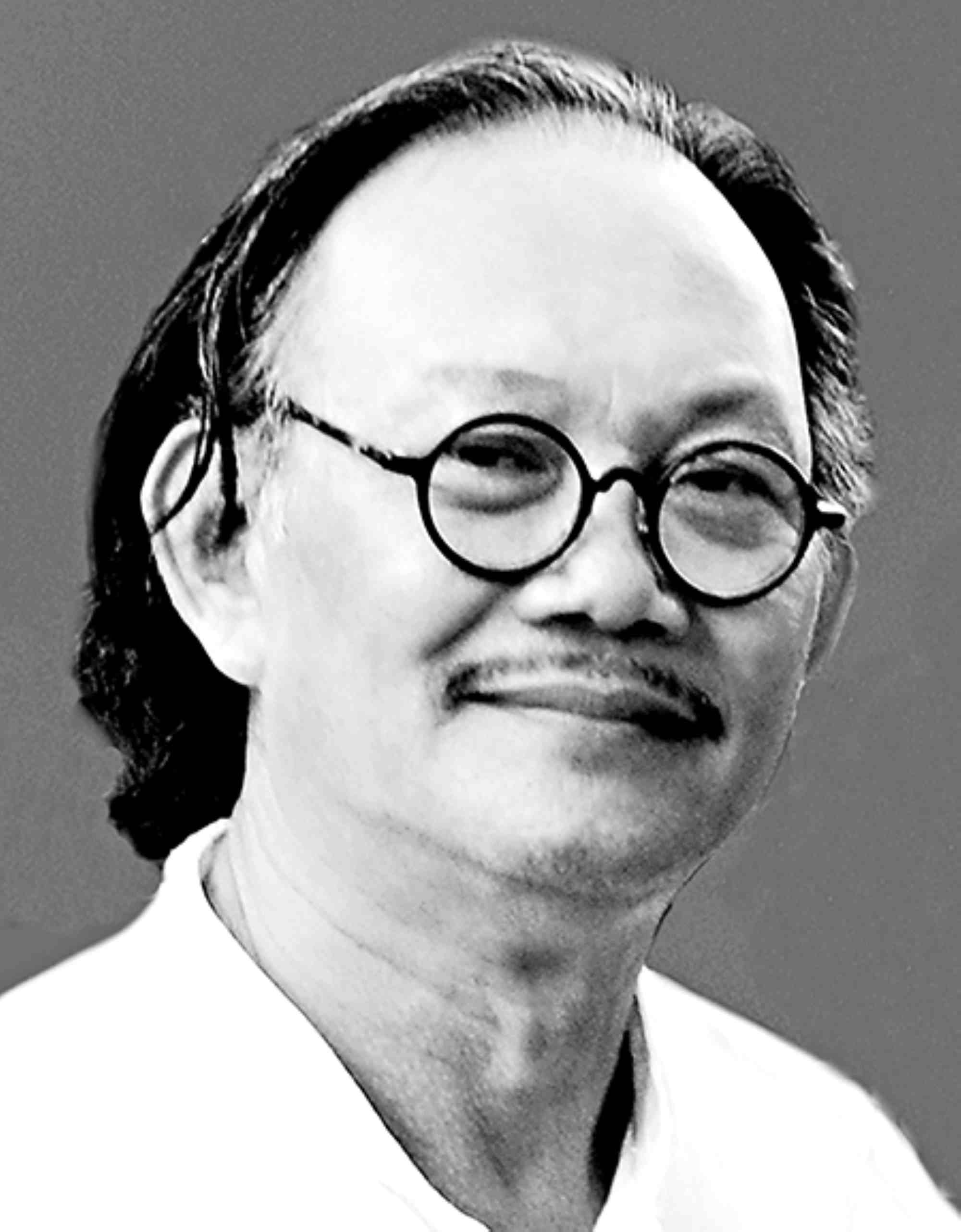Writer Vinh Quyen.